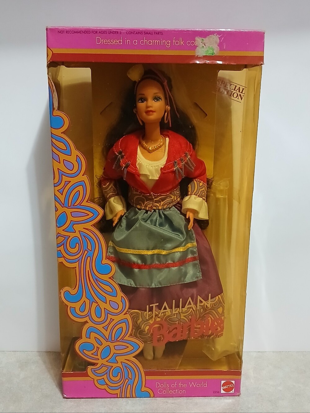 Dolls of the World 1992 Mattel Italian Barbie Special Edition Damaged Box